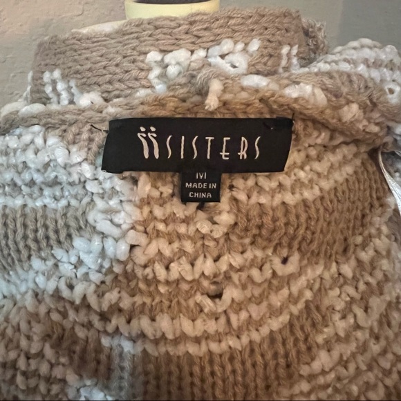3/$25 Sisters sweater - Picture 3 of 4